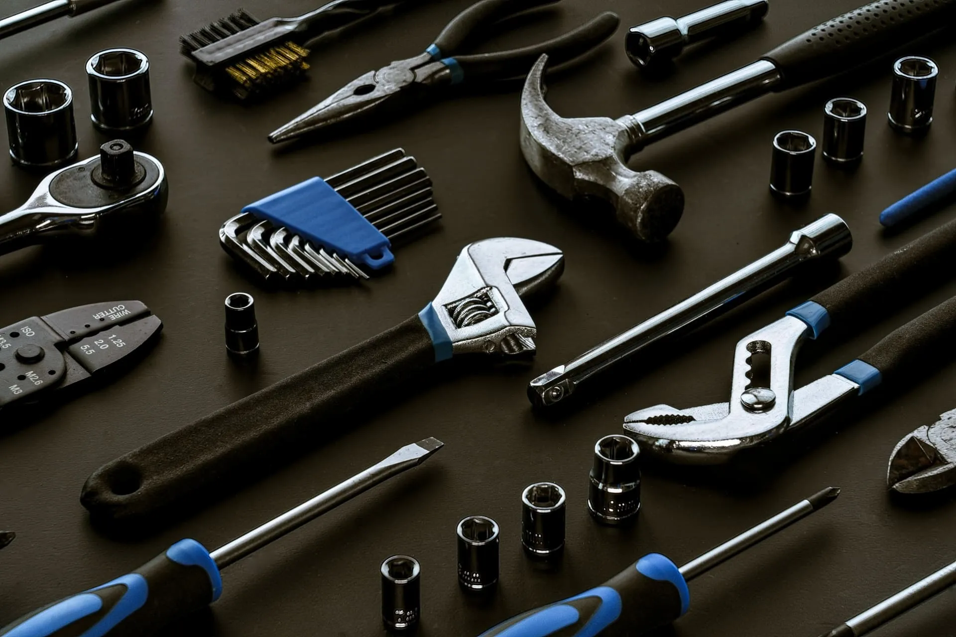 現場作業員が選ぶ!安全と効率を格段に上げる神グッズ10選