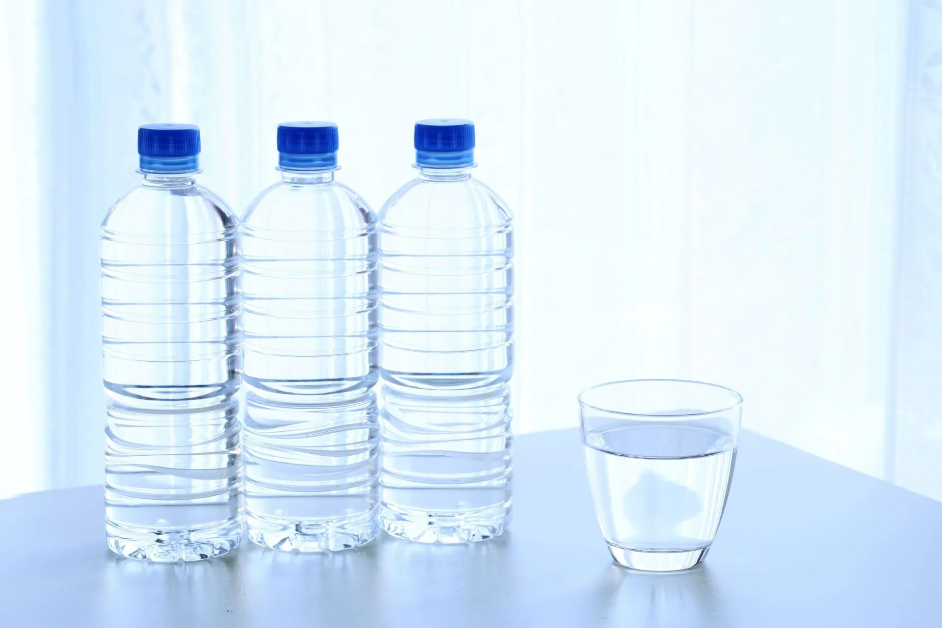 【現場作業員必見】脱水症状対策に効果的な飲み物と水分補給の極意